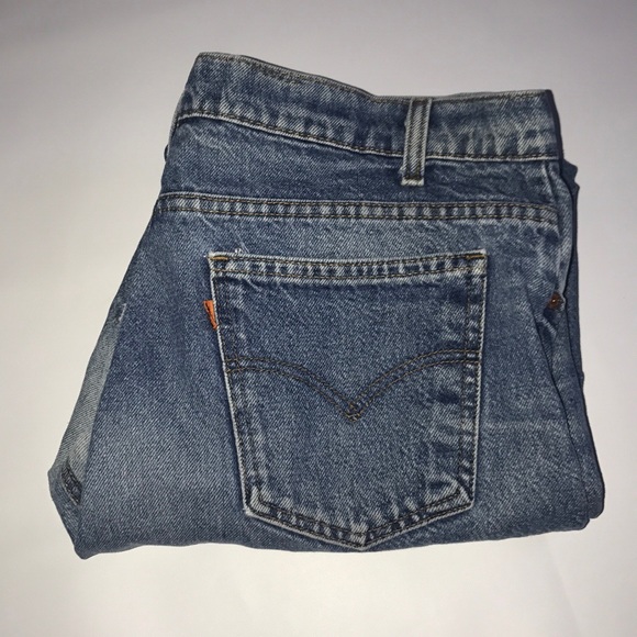 Levi's Other - Levi's Men's 36 x 30 Med Wash 505 0530